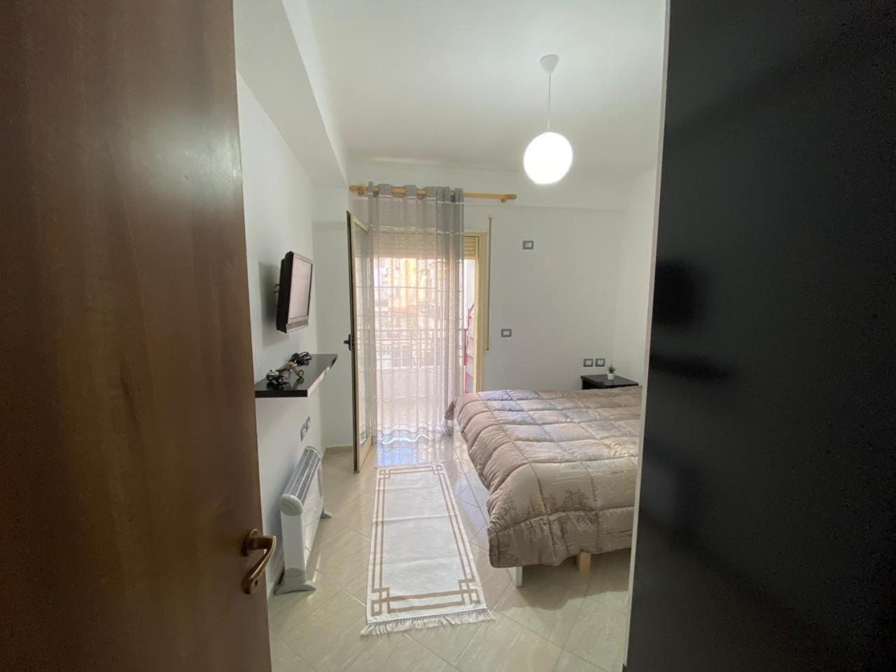 Liam Apartments Vlore Exterior photo